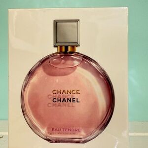 CHANEL Chance Eau Tendre in Pink